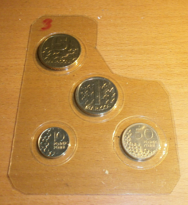 UNC kolikot 1993
