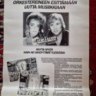 Danny Keikkajuliste.Armi ja Danny mainos takapuolella. - pikkukuva 1
