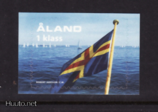 Ahvenanmaa v 2004 .  AHVENANMAAN LIPPU ,postituore vihkon me
