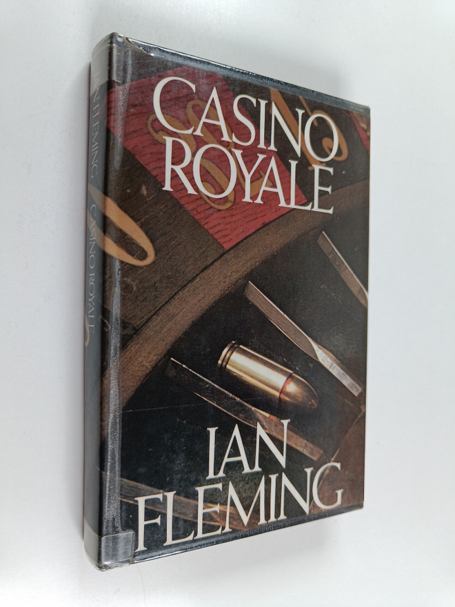 Ian Fleming : Casino Royale (Ruotsinkielinen)