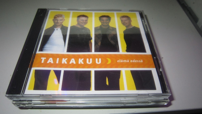 TAIKAKUU  ELÄMÄ EDESSÄ
