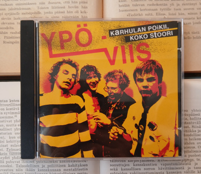 Ypö-Viis – Karhulan poikii, koko stoori (CD)