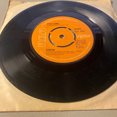 DAVID BOWIE: Sorrow * Amsterdam * UK 1973