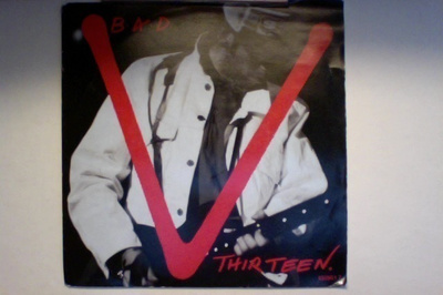BIG AUDIO DYNAMITE  ::  V.THIRTEEN  ::  VINYYLI  7"     1986
