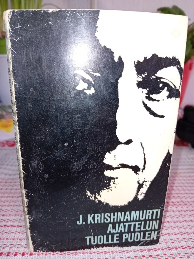 Krishnamurti  :  Ajattelun tuolle puolen ( SIS POSTIKULU  )