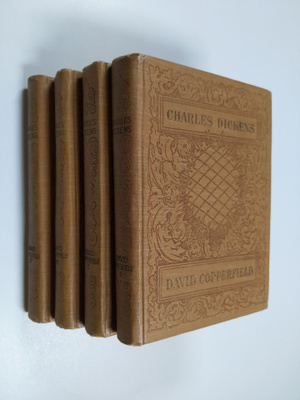 Charles Dickens : David Copperfield I-IV