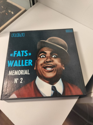 Fats Waller Memorial No 2 boxi
