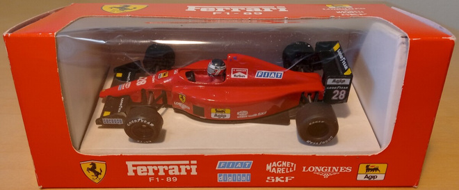 Onyx Ferrari F1-89 -pienoismalli