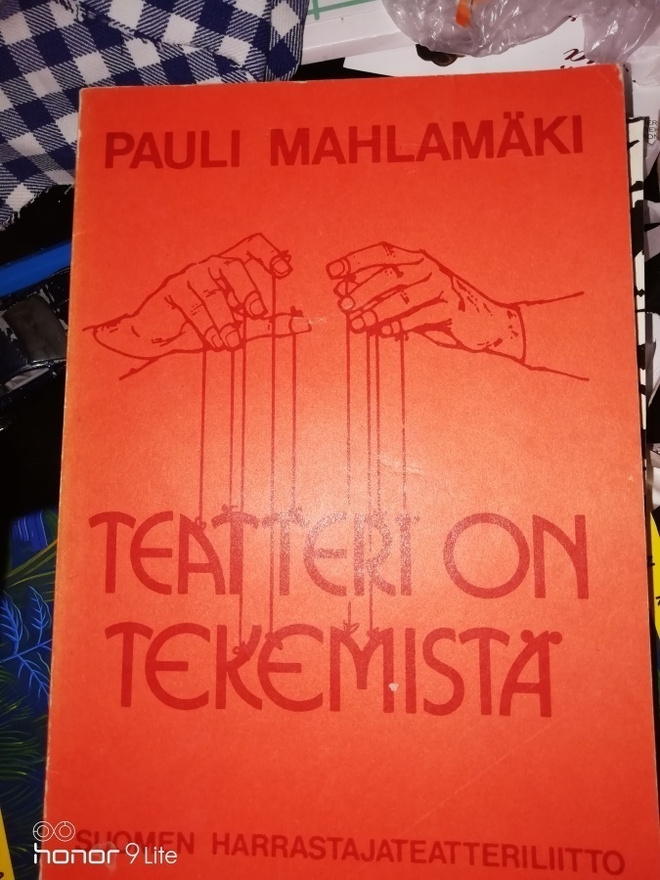 Pauli Mahlamäki Teatteri on tekemistä
