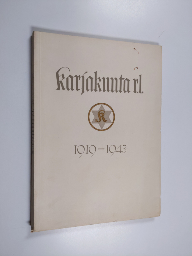 Eino Nousiainen ym. : Karjakunta r. l. 1919-1943