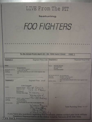 FOO FIGHTERS LIVE FROM THE PIT 2CD HARVINAINEN LIVE KEIKKA