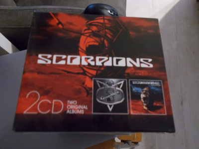 2 - CD SCORPIONS ** COMEBLACK / ACOUSTICA **