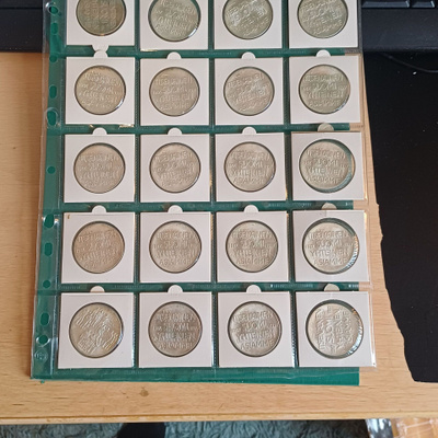 Itsenäisyys 60 vuotta 10 mk. 1977 Kl 01-1+ 20 kpl .