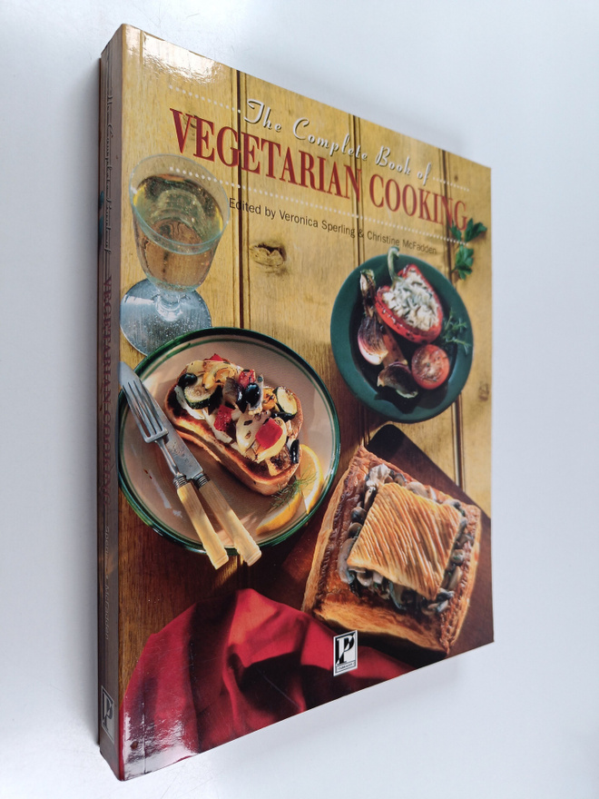 Parragon Staff : Complete Book of Vegetarian Cooking