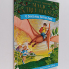 Mary Pope Osborne : Dinosaurs before dark - pikkukuva 1
