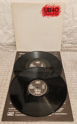 UB40 Present Arms 2 x 12" lp