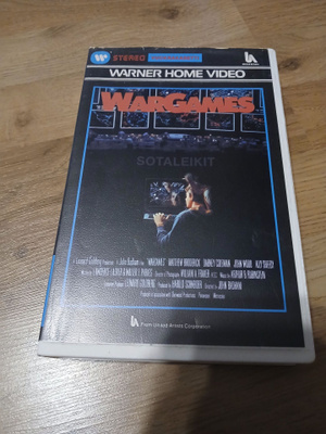 Sotaleikit vhs
