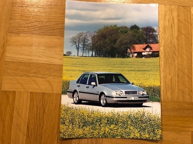 Lehdistökuva Volvo 440 / Volvo 460
