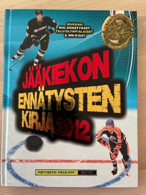 Jääkiekon ennätysten kirja 2012	Dan Diamond	Buster  	2011