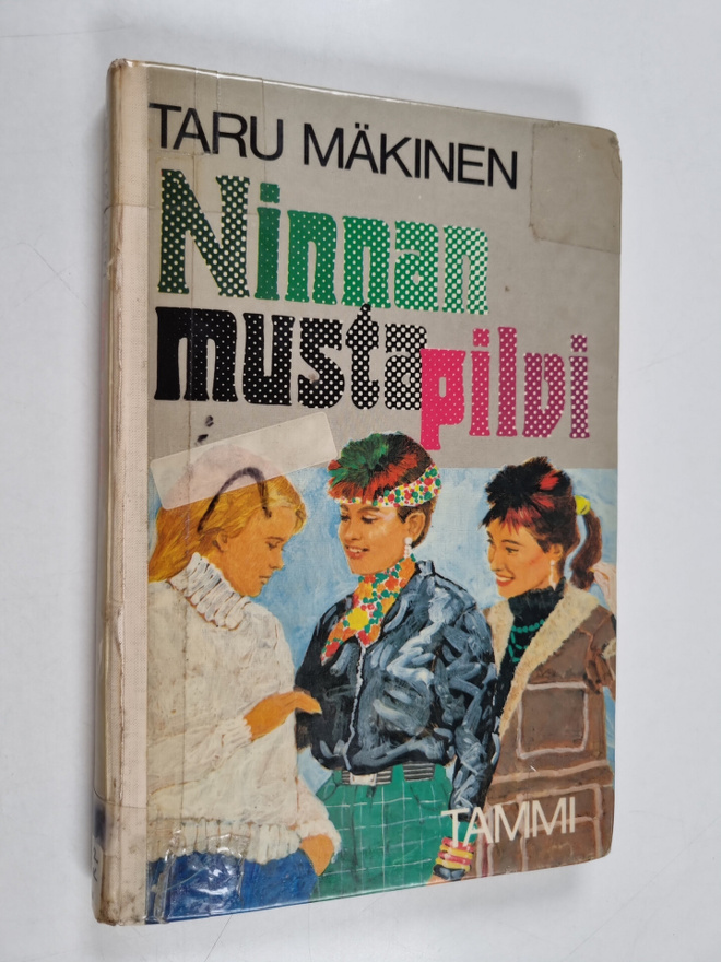 Taru Mäkinen : Ninnan musta pilvi
