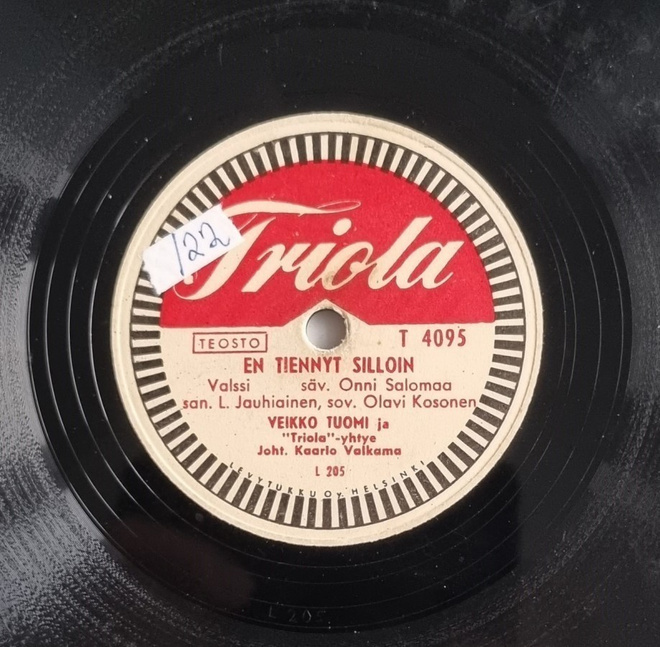 Savikiekko 1953 - Veikko Tuomi - Triola T 4095