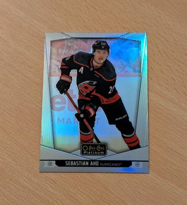 2024-25 OPC Platinum Sebastian Aho Rainbow