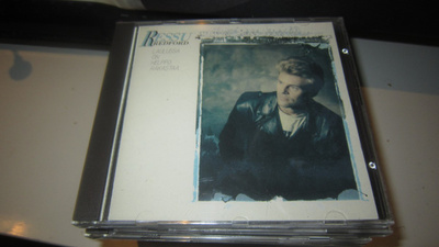 Ressu Redford – Laulussa On Helppo Rakastaa