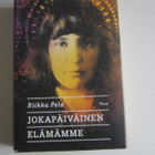 Pelo, Riikka: Jokapäiväinen elämämme - pikkukuva 1