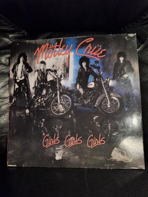 Mötley Crüe – Girls, Girls, Girls