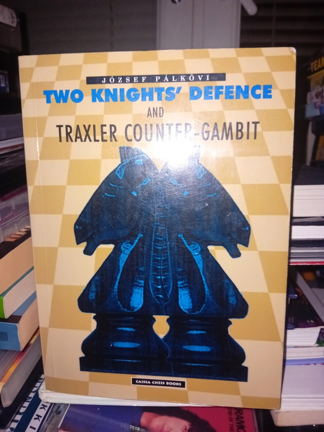 Palkovi : Two knight's defence and Traxler counter-gambit