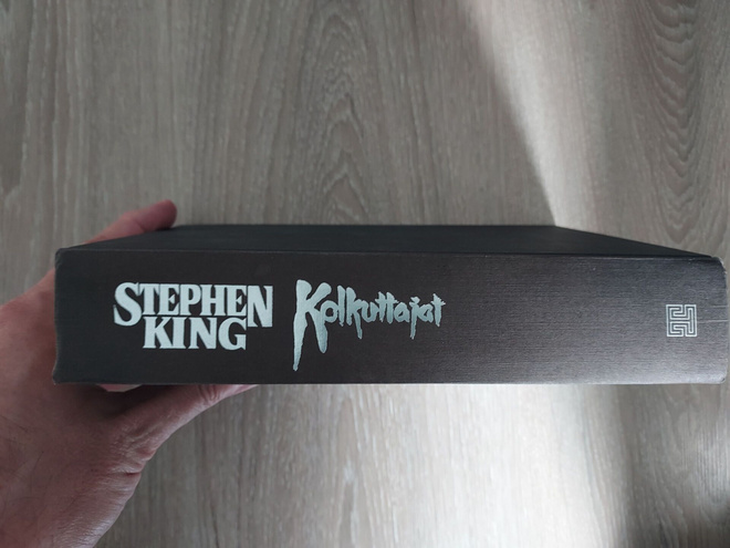 Stephen King - Kolkuttajat (1990) ilman kansipaperia