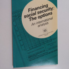 Financing social security : the options : an internationa... - pikkukuva 1