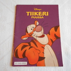 Disney "Tiikeri puussa" Nalle Puh satukirja v.2000 - pikkukuva 1