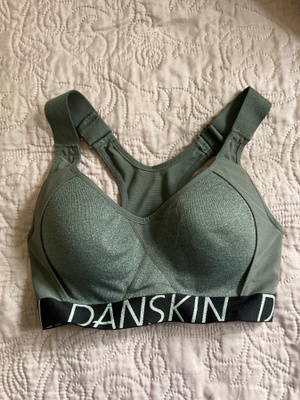 @ Danskin urheilurintaliivit S @