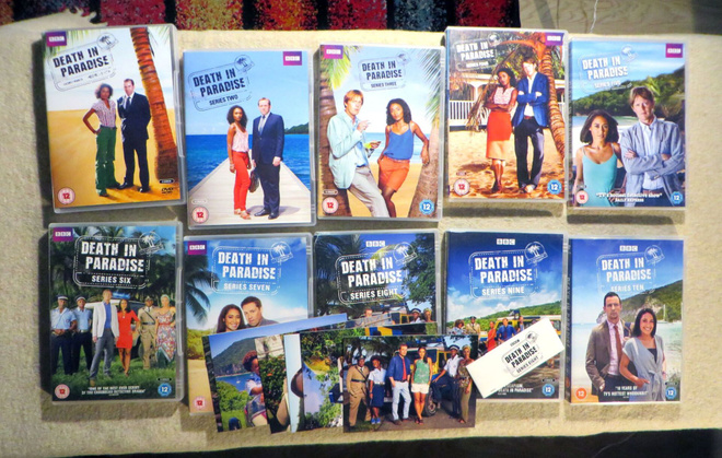 DEATH IN PARADISE -  Kaudet 1-10 - 29 DVD - 80 jaksoa - Engl