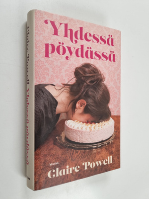 Claire Powell : Yhdessä pöydässä