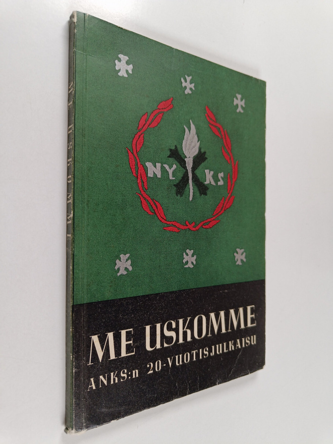 Me uskomme 2 : Akateemisten naisten Karjala-seuran 20-vuo...