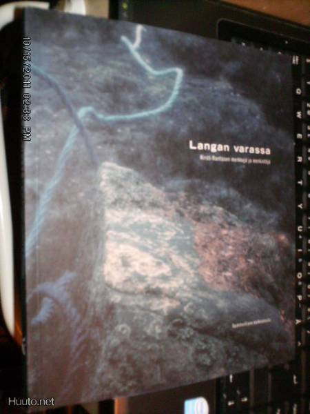 Päikki Priha LANGAN VARASSA ( 1 p. 2000 ) Sis.postikulut