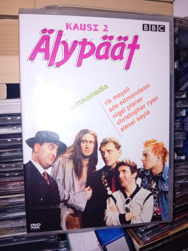 Dvd Älypäät kausi 2 ( UUSI  ) SIS POSTIKULU