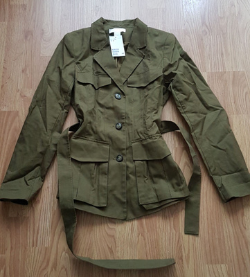Uusi/hyvä vaatepaketti koko XS/S sis.9 kpl