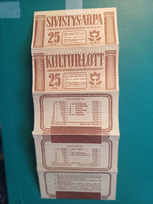 SUOMI   Sivistys arpa 16.12.1946  katso ..