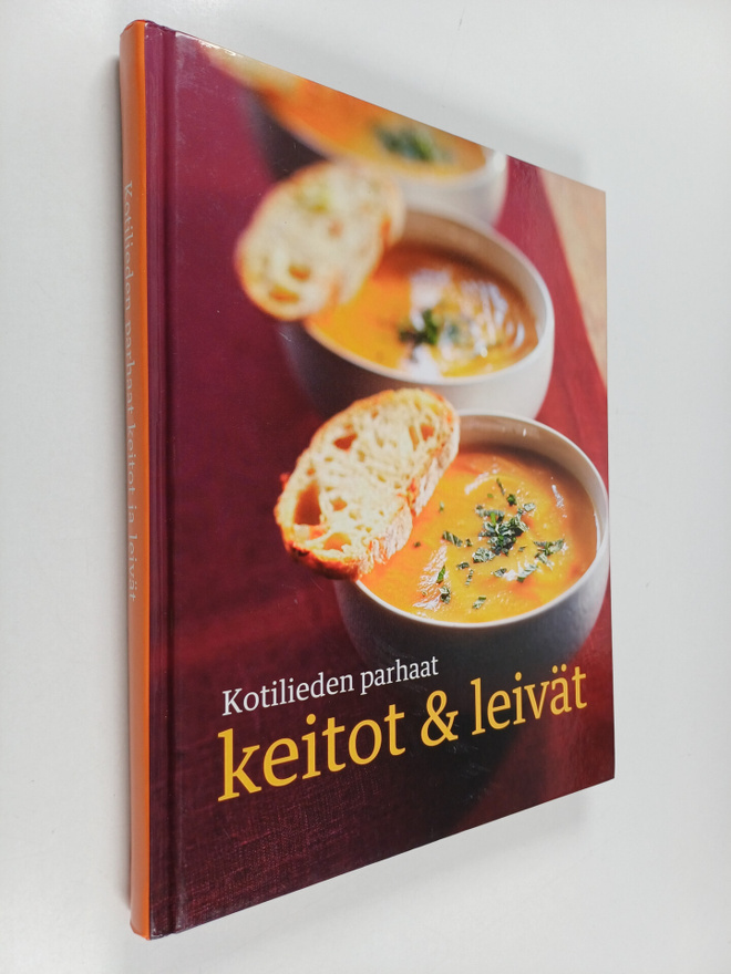 Kotilieden parhaat keitot & leivät