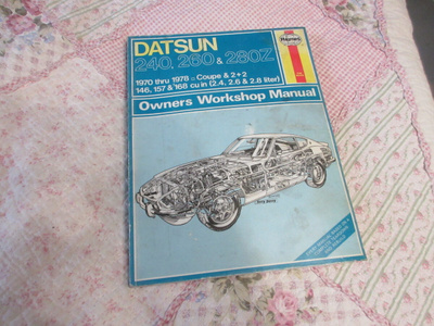 Datsun 240Z korjauskirja.