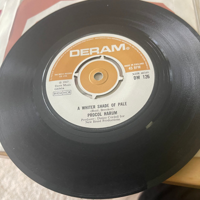 PROCOL HARUM: A Whiter Shade of Pale +1 * UK