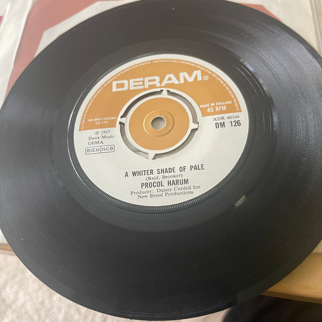 PROCOL HARUM: A Whiter Shade of Pale +1 * UK