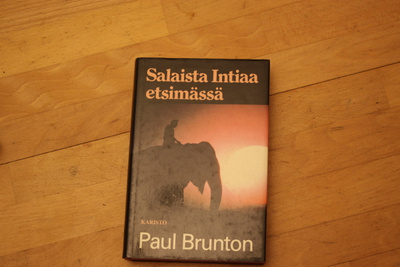 Paul Brunton Salaista Intiaa etsimässä (sid.) H1