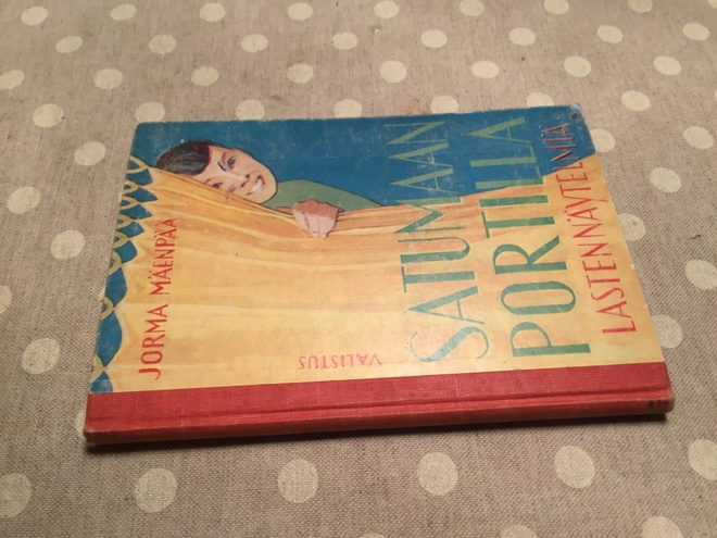 JORMA MÄENPÄÄ SATUMAAN PORTILLA