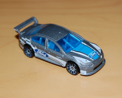 Ford Falcon Race car 2011 Mattel pienoismalli