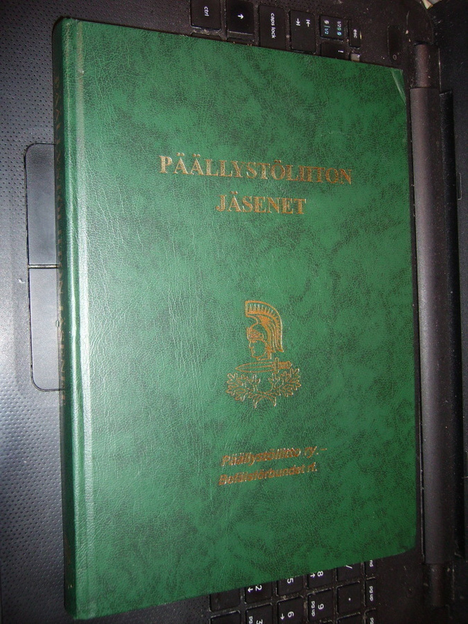 Päällystöliiton jäsenet matrikkeli ( sis. postikulun )