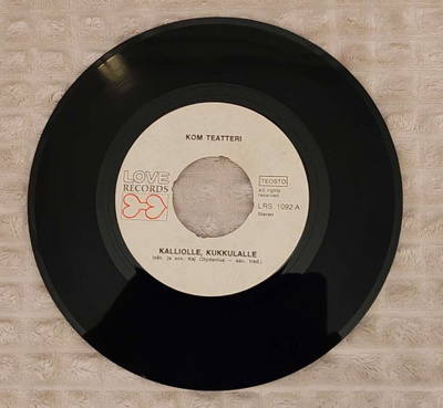 KOM Teatteri Kalliolle Kukulalle 7"Single